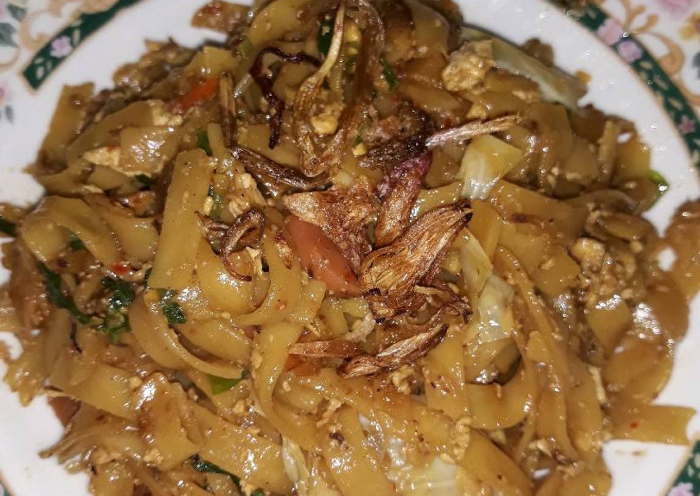 Kwetiaw goreng special huh..hah.😅😘😥