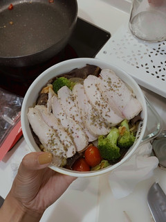 香辣蒜味雞胸蔬食義大利麵🥦 的食譜成品照片