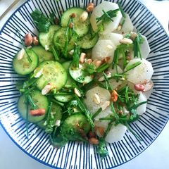 A picture of Asian salad.