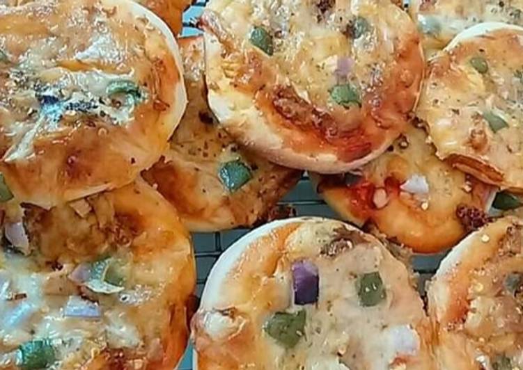 Recipe of Super Quick Homemade Mini bbq pizza