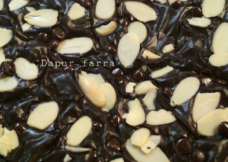 Resep: Shiny crust brownies Ekonomis