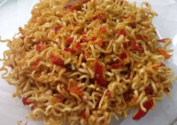 Resep Mie Goreng Telur Spesial oleh af - Cookpad