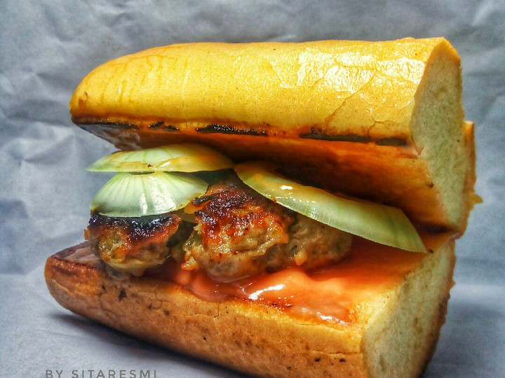 Resep: Burger with Homemade Beef Patty Menu Enak Dan Mudah Dibuat