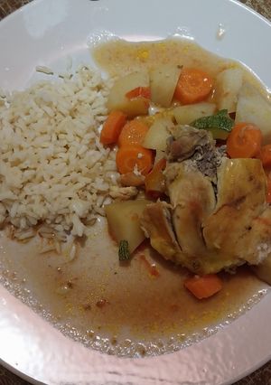 Una foto de Pollo a la granja