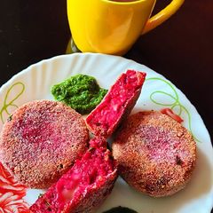 A picture of Beetroot cutlets and hot chocolate.