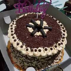 Cake ultah sederhana রেসিপির প্রধান ছবি
