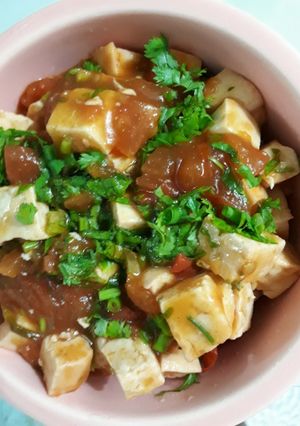 Hình của món Đậu hủ sốt cà chua.