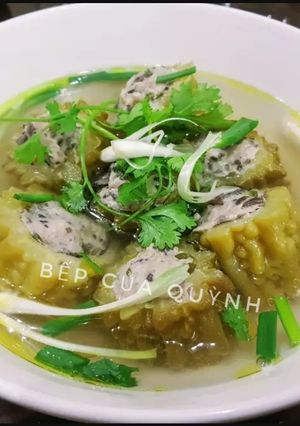 Hình của món Canh khổ qua độn chả quết.
