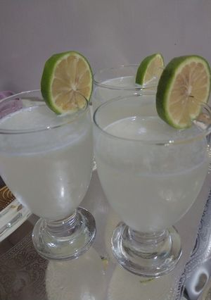 عکسی از دستور شربت لیمو😋