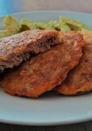 Una foto de Tortitas de atún con 3 ingredientes