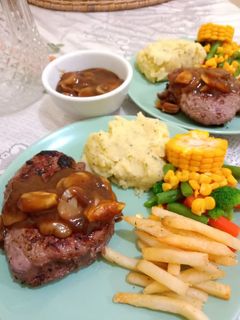 Foto resep Tenderloin steak with Mushroom sauce