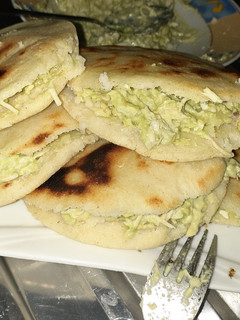 Una foto de Arepas de Reina Pepiada