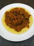 La Polenta con spezzatino di manzo al curry e funghi pioppini