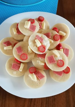 A picture of Pizza Puto.