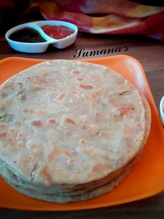 আলুর পরোটা (Aloor paratha recipe in Bengali) রেসিপির প্রধান ছবি