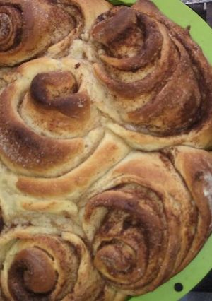 Una foto de Pastel de cinnamon rolls