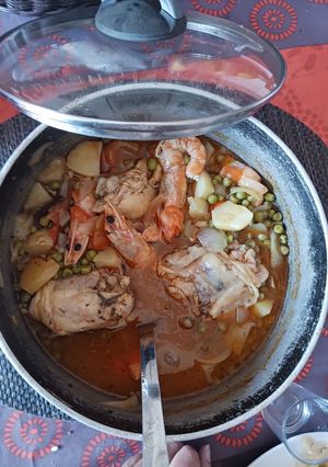 Foto de Guisado de Frango com Batata,Camarão e Ervilhas