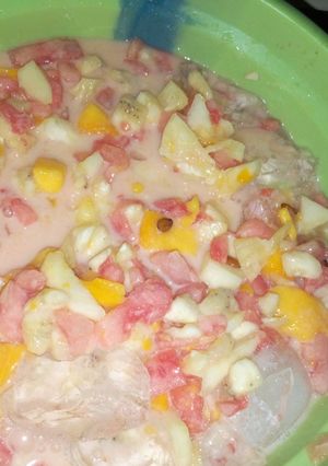 A picture of Fruit salad.