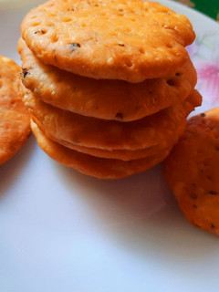 A picture of Khasta mathri.