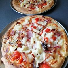 A picture of Pizza.