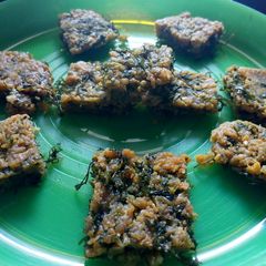 Crispy Kothimbir Vadi A picture of Crispy Kothimbir Vadi.
