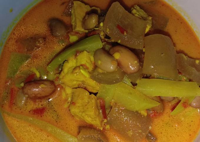 Gulai Kikil Kacang Merah