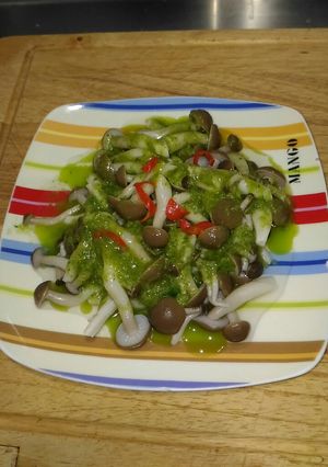 香蔥油醋佐鴻喜菇 的食譜成品照片