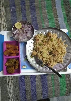 A picture of Soya chunas pulao.