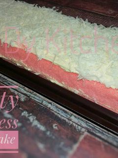 Foto resep Fruity Flourless Layer Cake