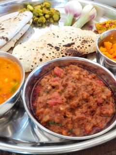 દૂધી નો ઓળો (Dudhi Olo Recipe in Gujarati) રેસીપી મુખ્ય ફોટો