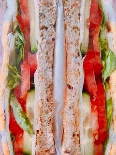 Hình của món Bánh Mì Sandwich Kẹp Thịt Nguội Phô Mai 🥪.