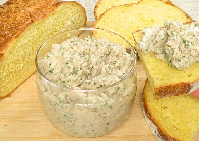 Намазка на хлеб из баклажанов. Идеальный перекус | Eggplant spread on bread. Perfect snack