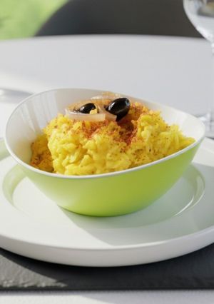 Foto principal de Arroz Basmati con Cúrcuma, Tajín picante y olivas negras