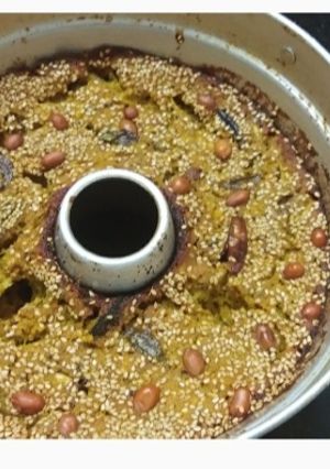 હાંડવો (Handavo Recipe In Gujarati) રેસીપી મુખ્ય ફોટો