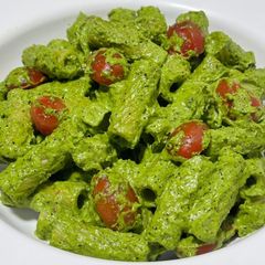 A picture of Tortiglioni in Cream Cheese and Spinach Pesto.