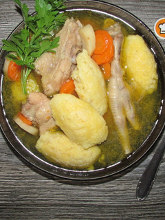 Becsinált leves grízgaluskával recept fotója