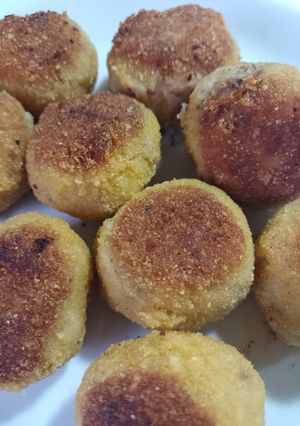 Una foto de Croquetitas de papa, carne y aceitunas sin gluten