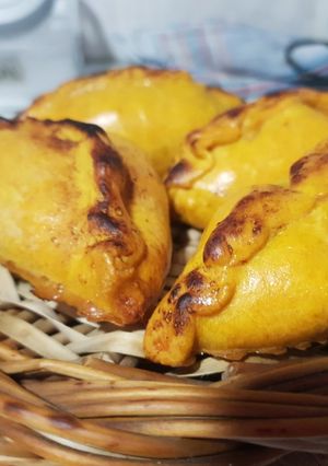 Foto principal de Salteñas de pollo Bolivianas🇧🇴