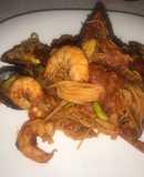 Fideos con salsa marinada