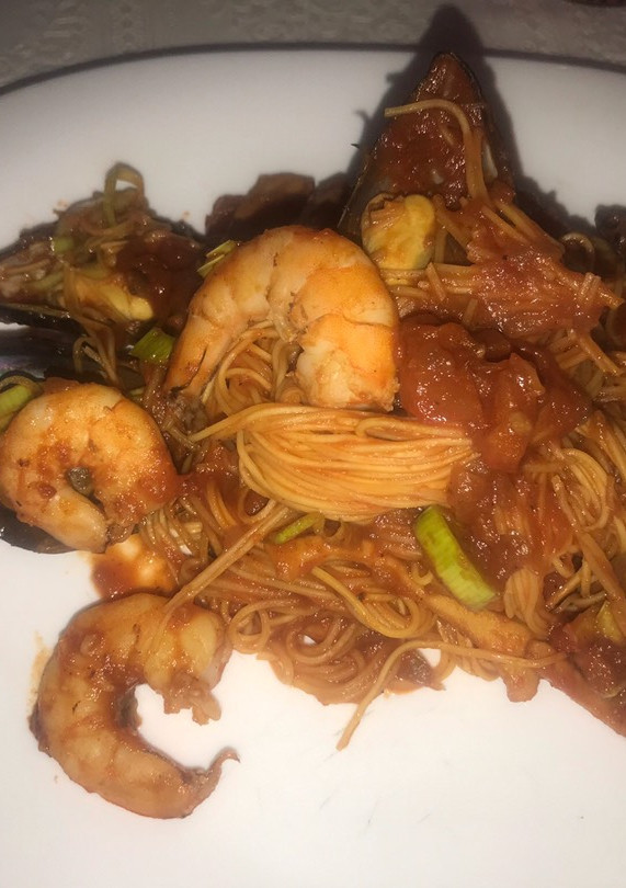 Una foto de Fideos con salsa marinada