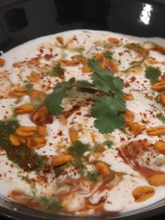 ફરાળી દહીં વડા (Farali Dahi Vada Recipe In Gujarati) રેસીપી મુખ્ય ફોટો
