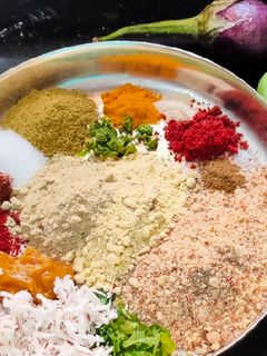 ભરેલા શાકનો મસાલો(Stuffing Recipe in Gujrati) રેસીપી મુખ્ય ફોટો