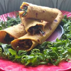 A picture of Potato Saag Roll.