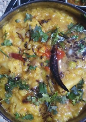वेजीटेबल खिचडी और टमाटर की चटनी रेसिपी मुख्य फोटो