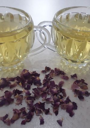 عکسی از دستور دم نوش بهارنارنج به لیمو و گل⚘