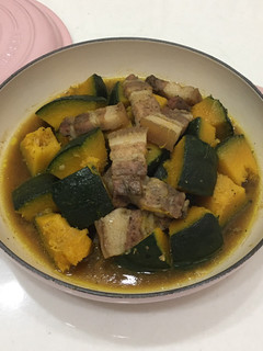 鹹豬肉燒栗子南瓜 的食譜成品照片