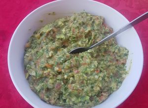Una foto de Pebre con palta 🇨🇱🥣🇨🇱🥣🥣