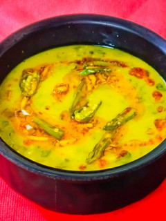 बथुए की दाल (Bathue ki dal recipe in Hindi) रेसिपी मुख्य फोटो