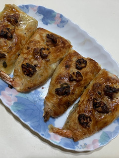蔥抓餅包蝦(氣炸鍋料理) 的食譜成品照片