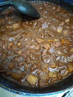 Una foto de Bistec en chile pasilla